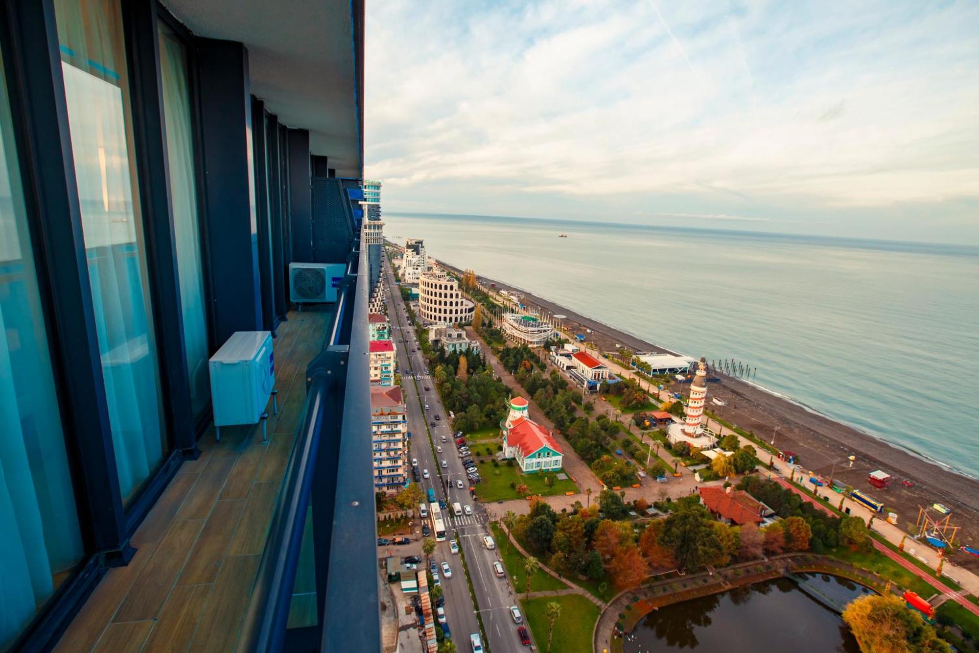 Aparthotel Orbi City Batumi Exterior foto