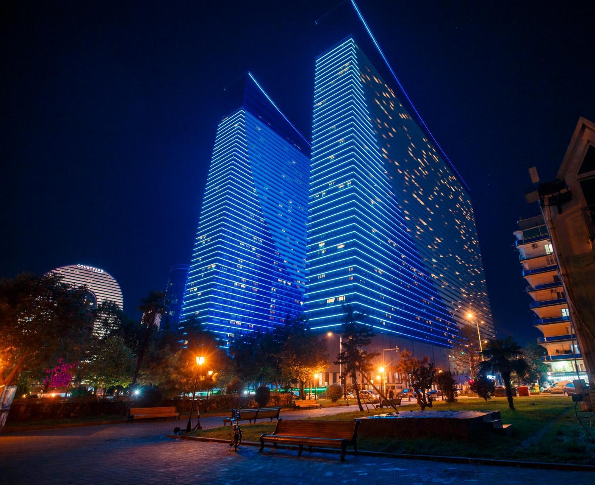 Aparthotel Orbi City Batumi Exterior foto