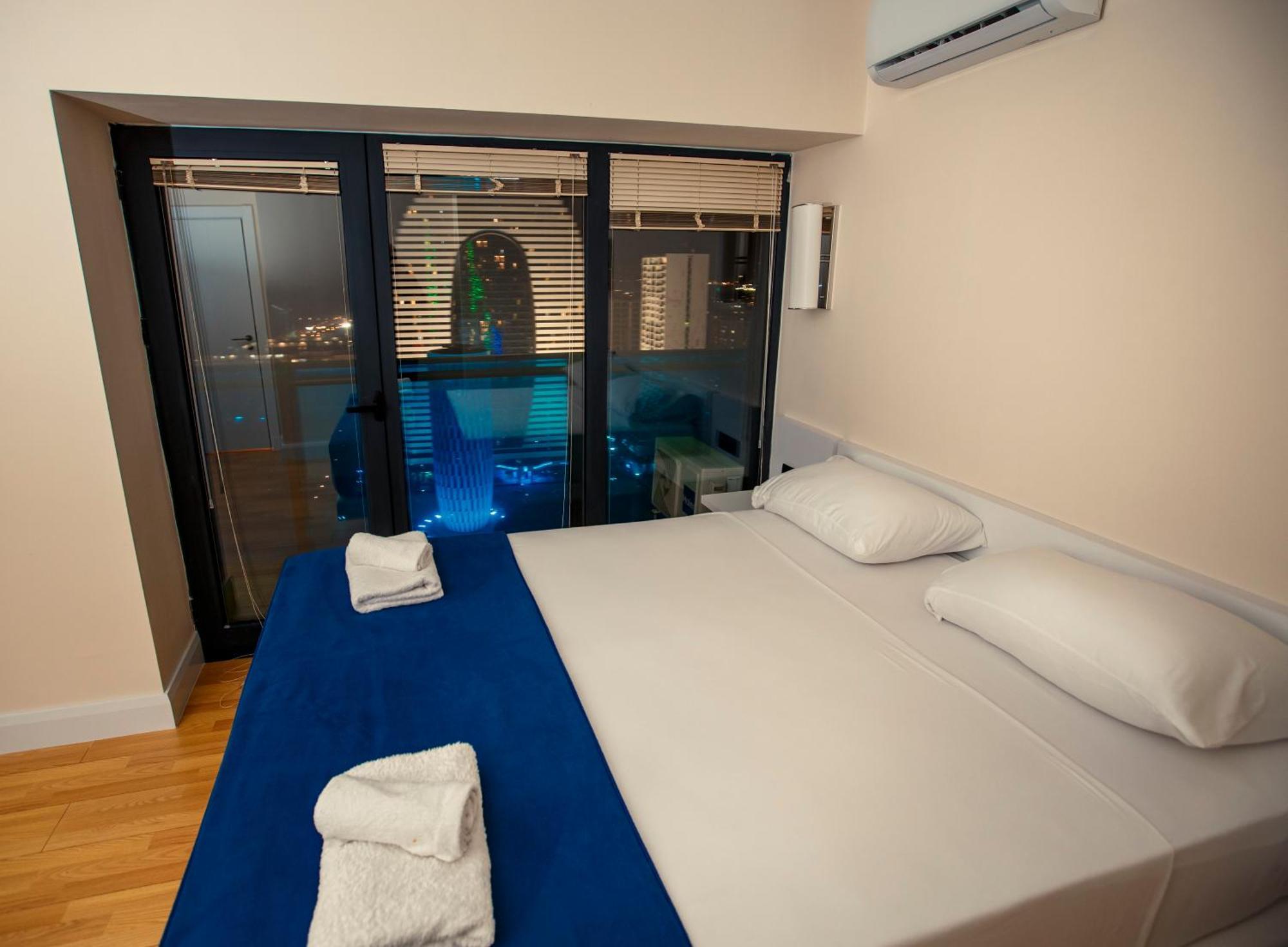 Aparthotel Orbi City Batumi Exterior foto