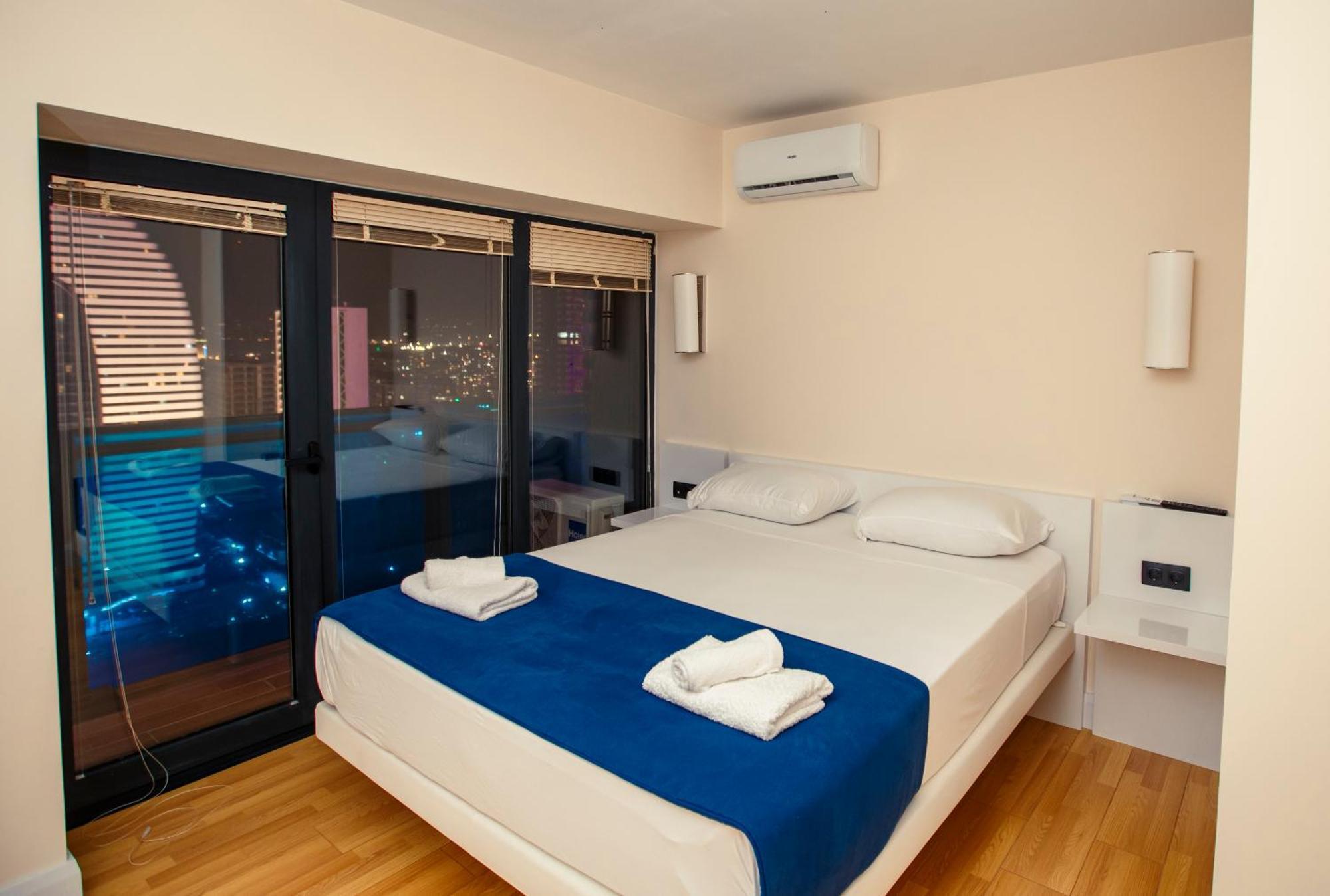 Aparthotel Orbi City Batumi Exterior foto