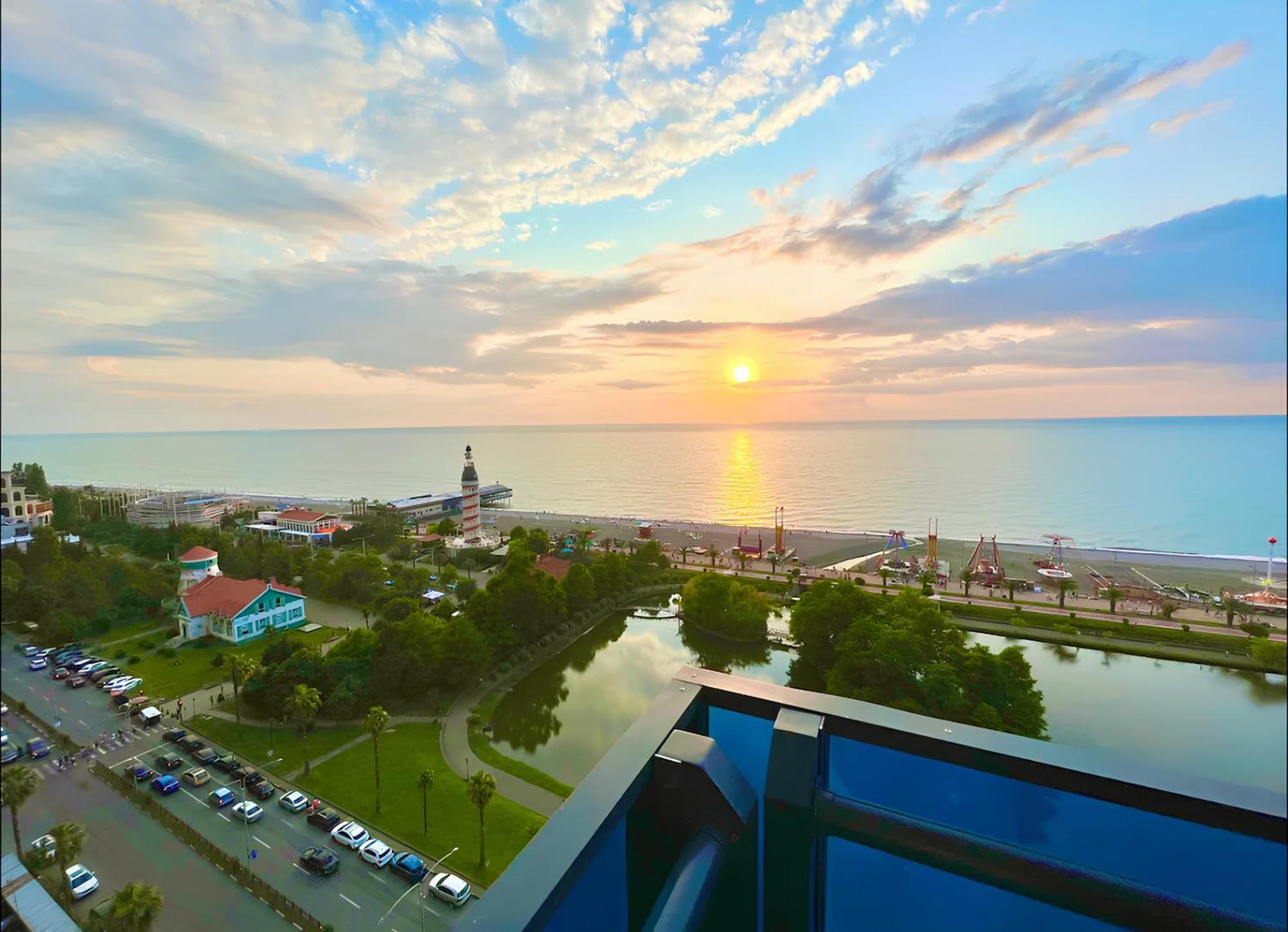 Aparthotel Orbi City Batumi Exterior foto